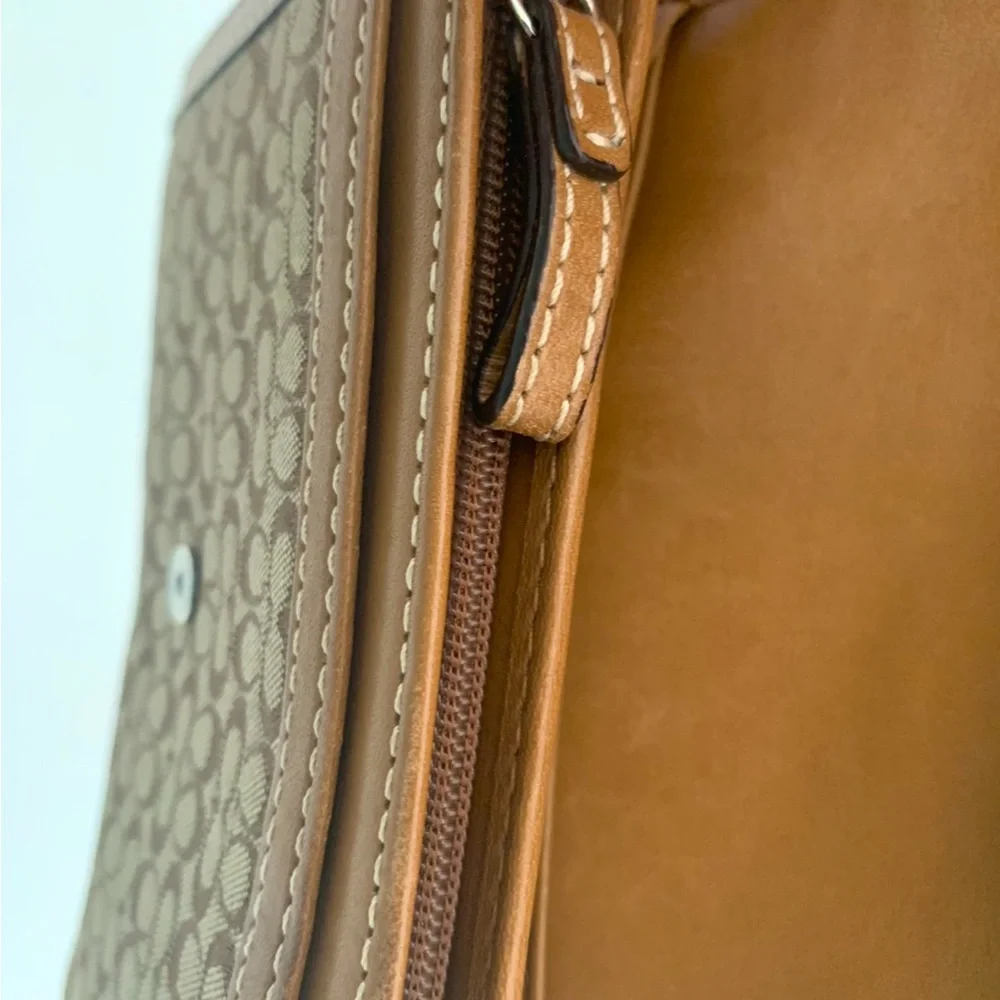 Coach Signature Shoulder Bag and Wallet - Picture 10 of 13